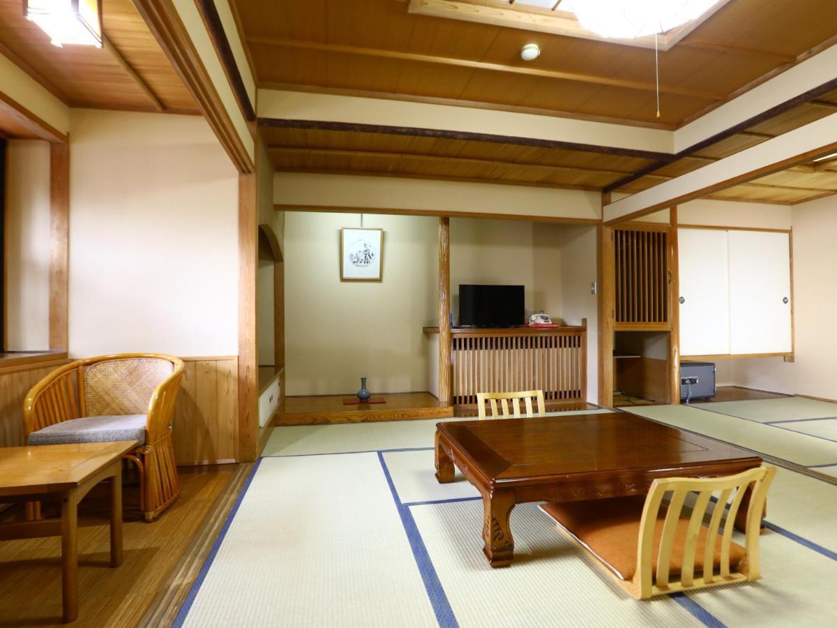 Tokiwaya Hotel Nozawaonsen Exterior photo